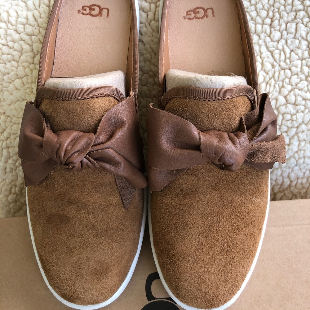 Ugg suede mules with leather bow
